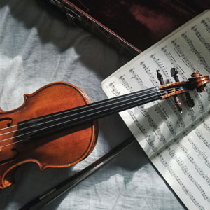 image of Violin and sheet music